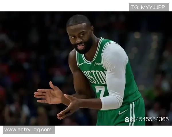 杰伦约翰逊本赛季对阵76人表现惊艳场均30分11板7助力争胜利